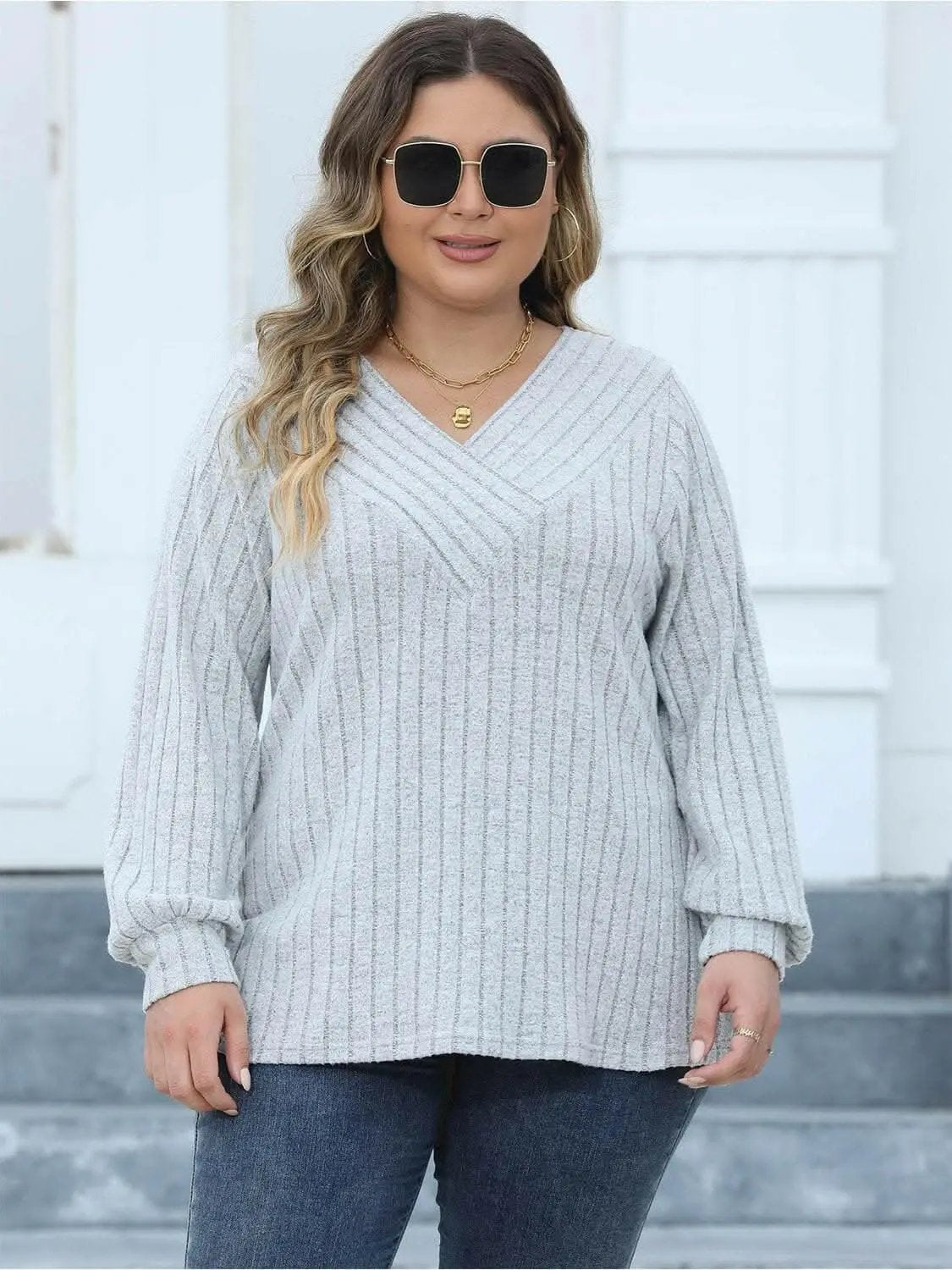 Cozy ribbed v-neck top for curves - Love Salve